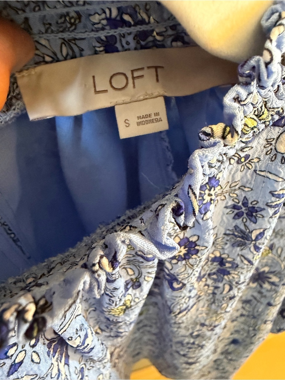 LOFT Blue Botanical Smocked Neck Puff Sleeve Top Small Summer Boho Chic Casual - Picture 5 of 7